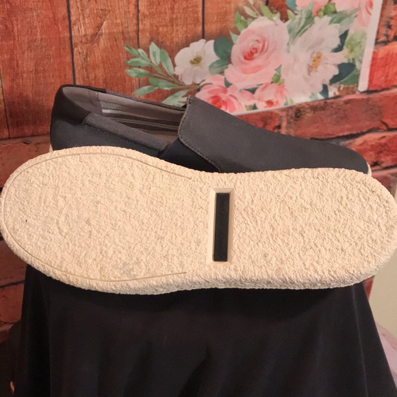 Joseph Abboud slipped on Casual - Picture 8 of 17